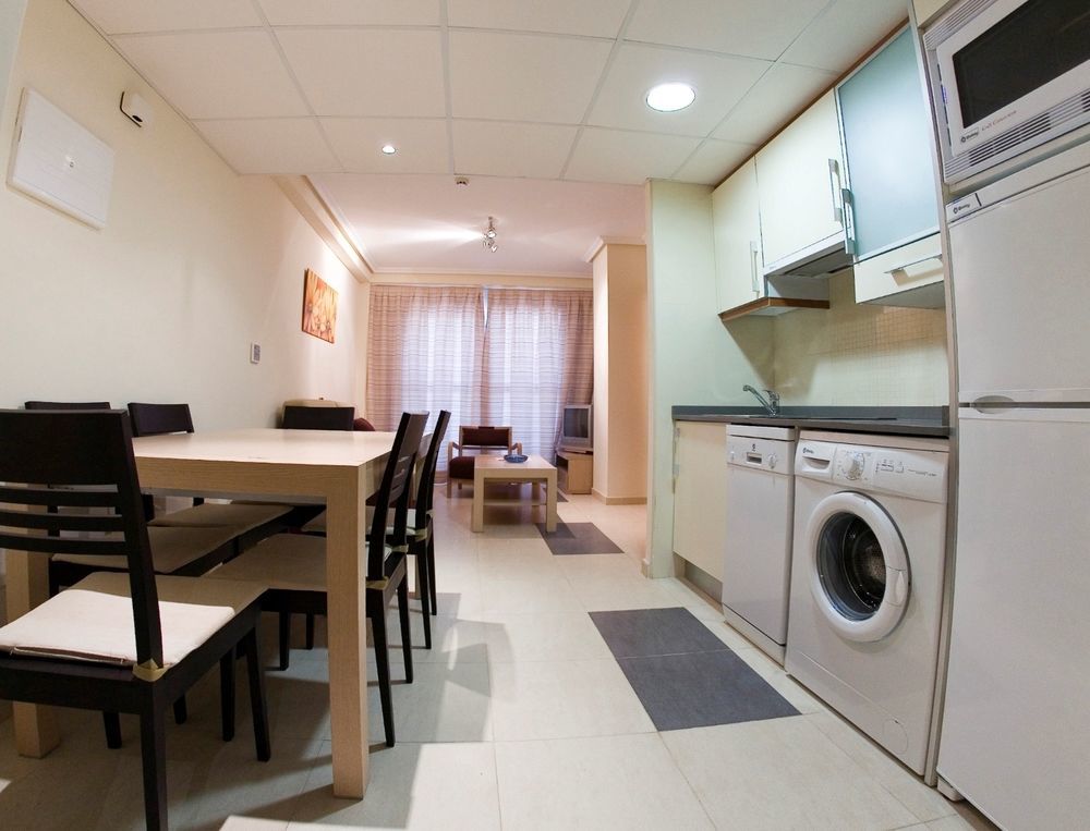 Apartahotel Marina Rey II Бера Екстер'єр фото